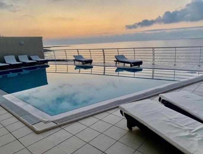 Villa Watersedge Marsaskala Eksteriør bilde